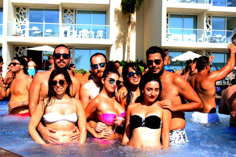 Sunday Pool Party at Whitelace